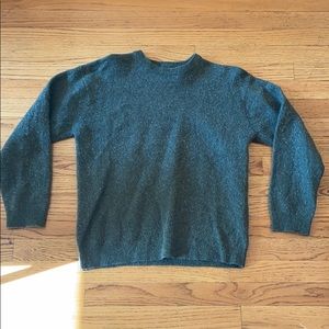 Hunter Green Sheep’s wool sweater